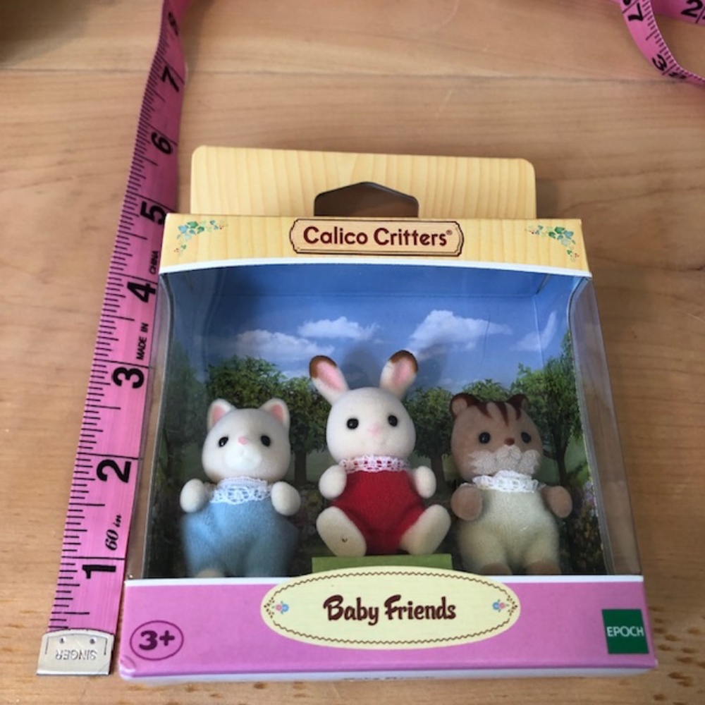 New Retired Calico Critters Baby Friends Kitten Bunny Chipmunk - Picture 12 of 12